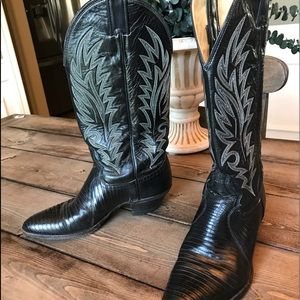 Justin Women’s Lizard Skin Cowgirl Boots